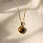 Offset Round Gold Set