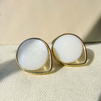 Offset Round Set – Mother of Pearl