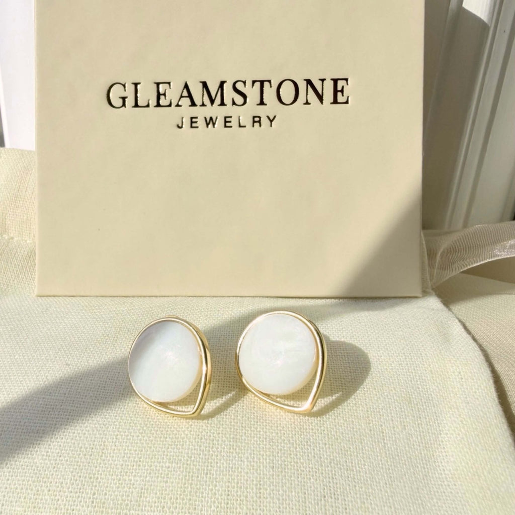 Offset Round Set – Mother of Pearl