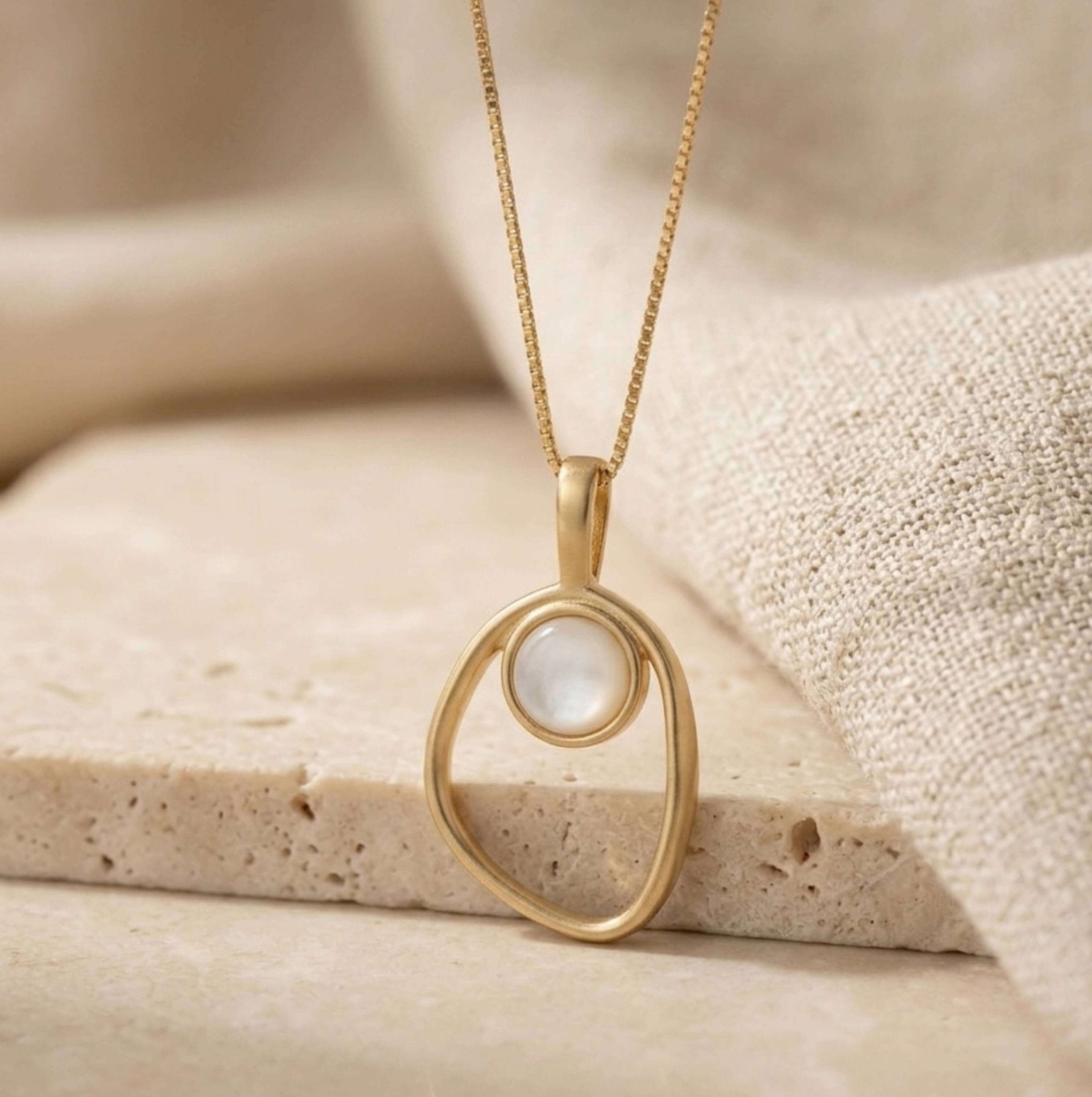 Open Oval Gold Necklace