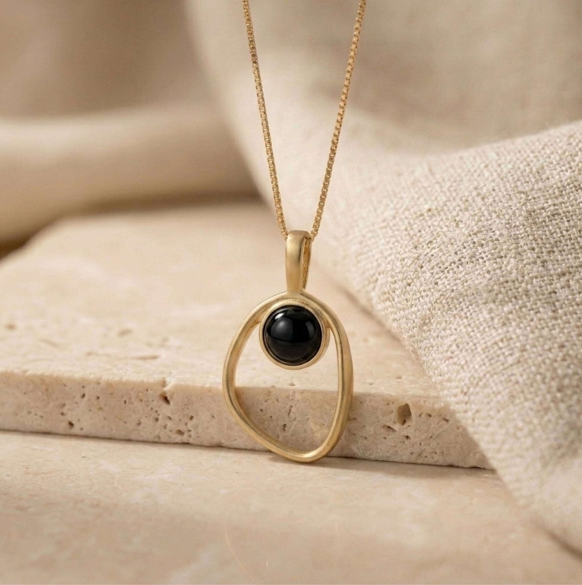 Open Oval Gold Necklace
