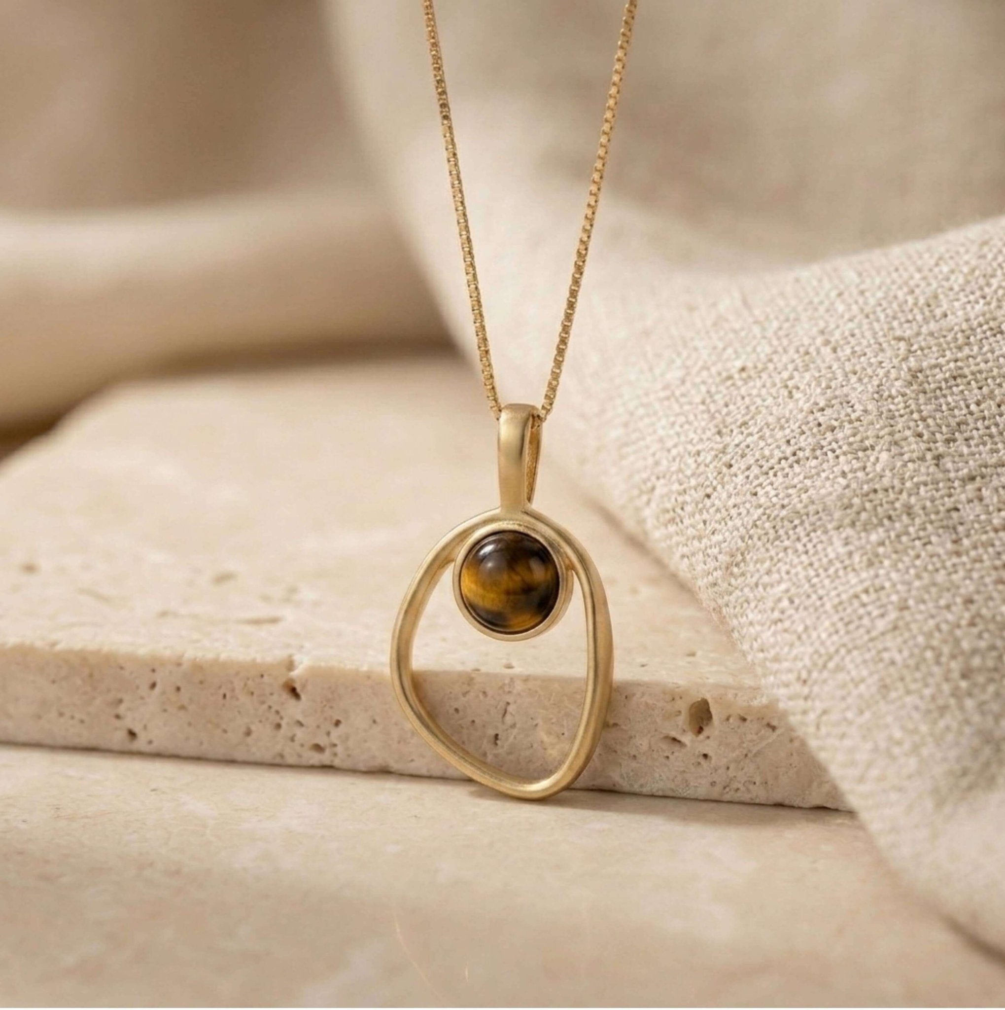 Open Oval Gold Necklace