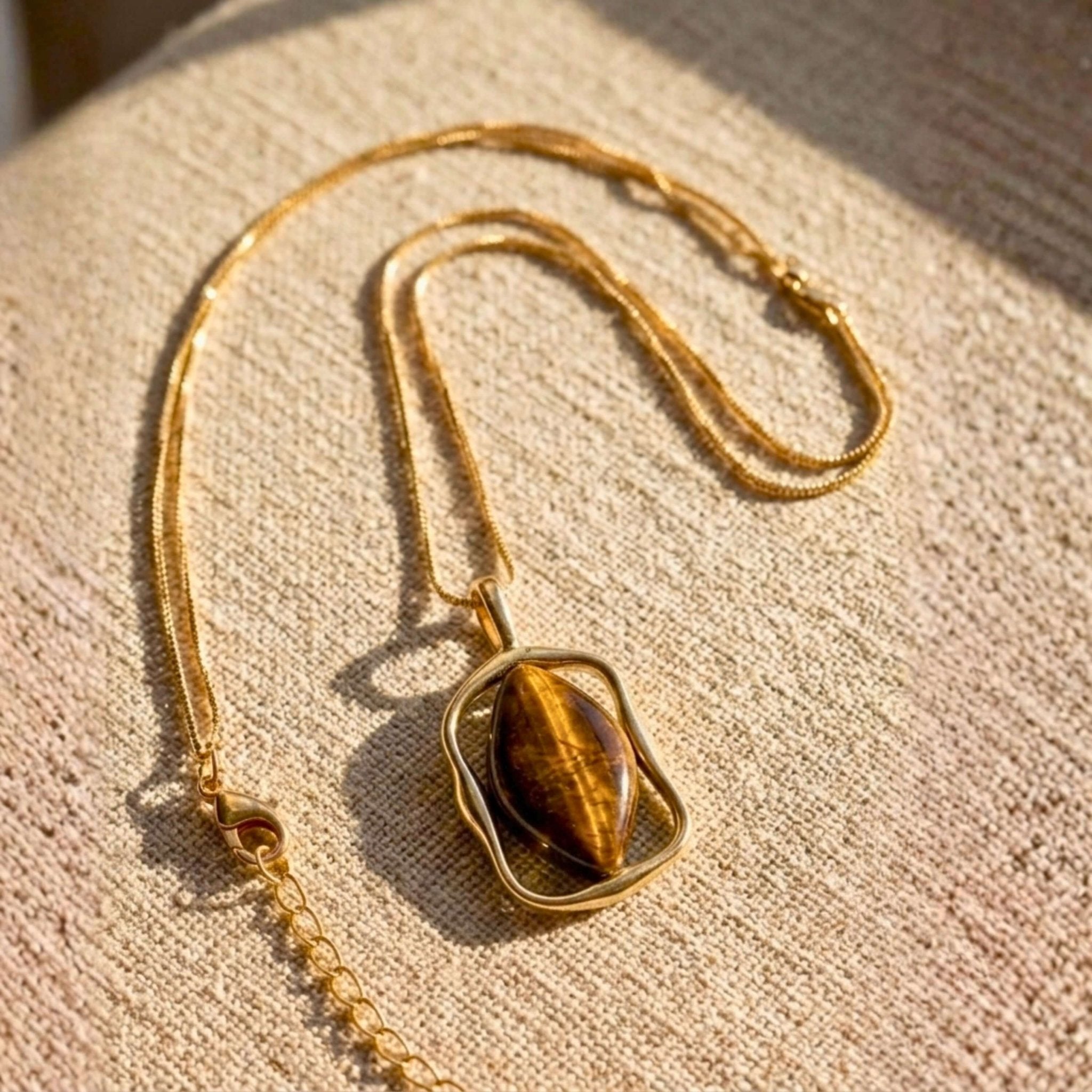 Sculptural Frame Necklace