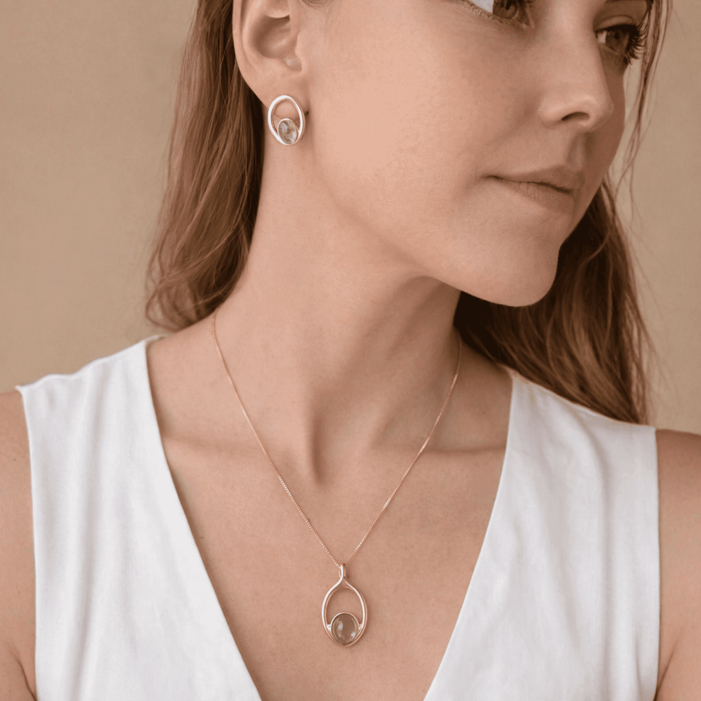 The Serene Aura Necklace – Polished Amethyst & Gold