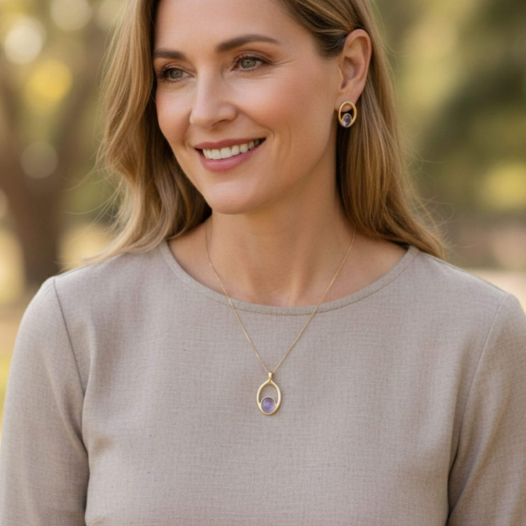 The Serene Aura Stud Earrings – Polished Amethyst & Gold
